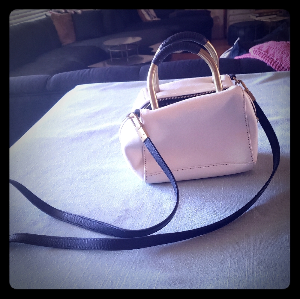 Hart & Dixie  crossbody option